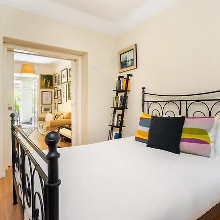 Whome | Alameda Patio Hideaway Apartament *