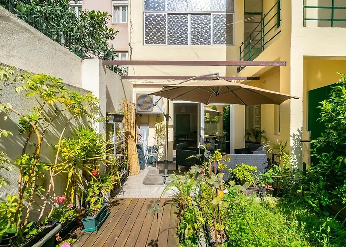 Whome | Alameda Patio Hideaway *