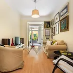 Whome | Alameda Patio Hideaway Apartment *