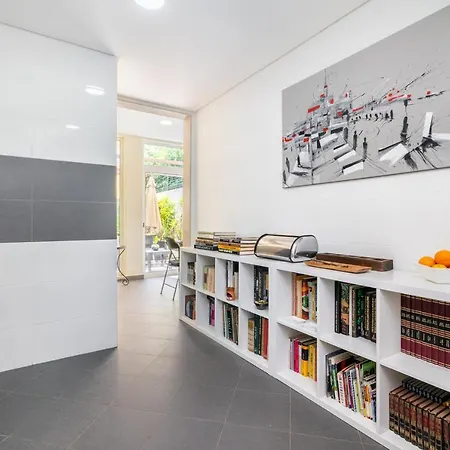 Апартаменты Whome | Alameda Patio Hideaway Лиссабон
