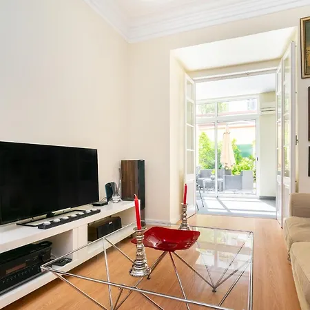 Whome | Alameda Patio Hideaway * Лиссабон